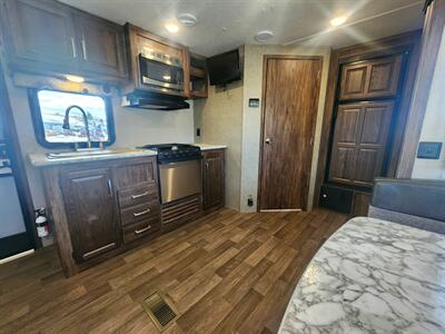 2018 Keystone Cougar 19RBEWE   - Photo 5 - South San Francisco, CA 94080