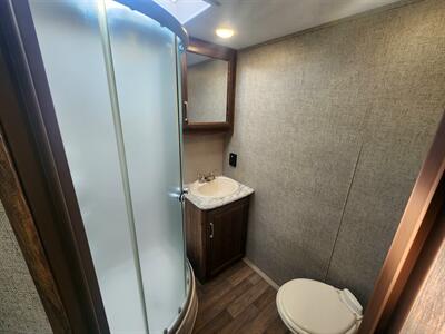 2018 Keystone Cougar 19RBEWE   - Photo 8 - South San Francisco, CA 94080