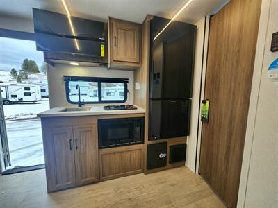 2025 Forest River Freedom Express 18SE - Photo 4 - South San Francisco, CA 94080