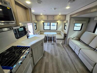 2025 Coachmen Catalina 231MKS - Photo 5 - South San Francisco, CA 94080