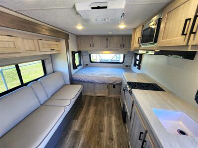 2024 Forest River Catalina 192FQS   - Photo 3 - South San Francisco, CA 94080