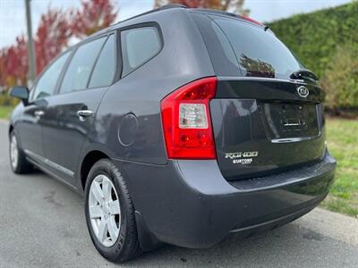 2008 Kia Rondo LX   - Photo 4 - South San Francisco, CA 94080