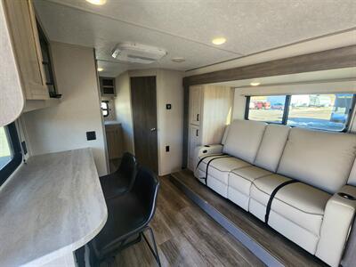2025 Coachmen Catalina 184RBS   - Photo 4 - South San Francisco, CA 94080
