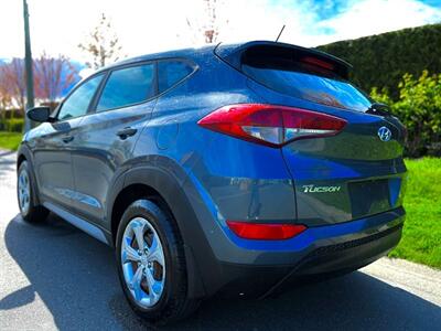 2017 Hyundai TUCSON SE   - Photo 3 - South San Francisco, CA 94080