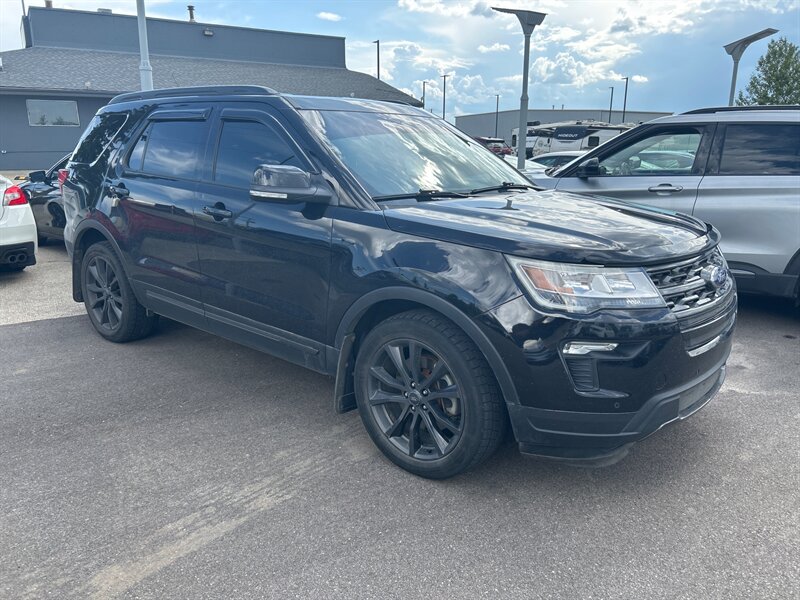 2019 Ford Explorer XLT - Photo 1 - Edmonton, AB T6E 6B3