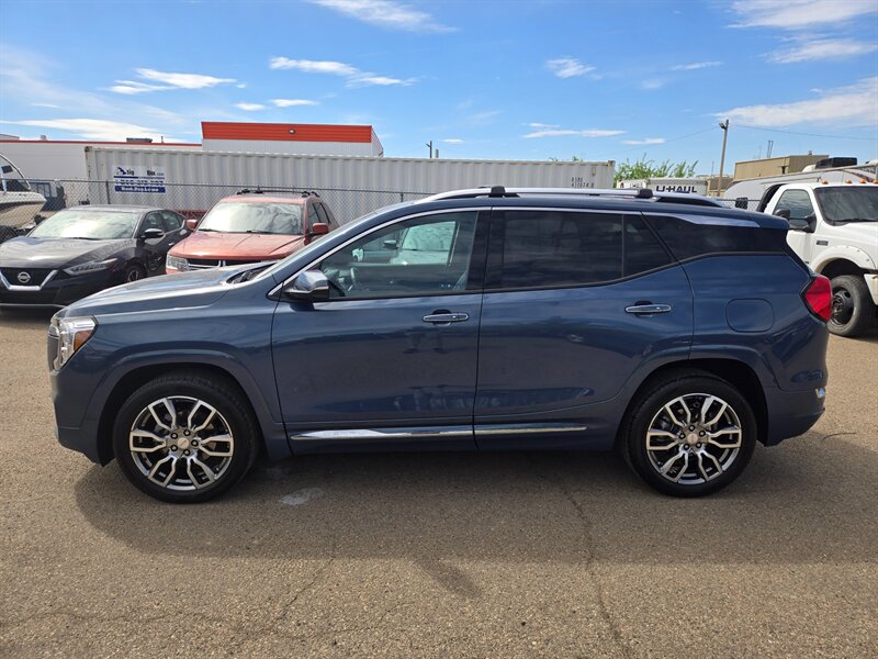 2024 GMC Terrain Denali - Photo 6 - Edmonton, AB T6E 6B3