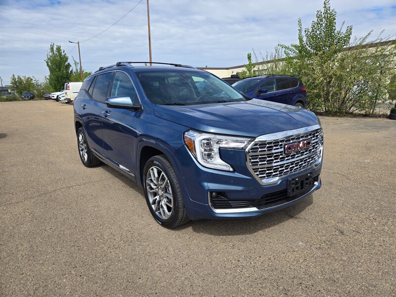 2024 GMC Terrain Denali   - Photo 1 - Edmonton, AB T6E 6B3