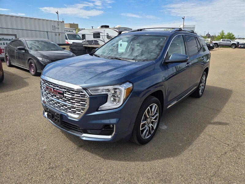 2024 GMC Terrain Denali - Photo 7 - Edmonton, AB T6E 6B3