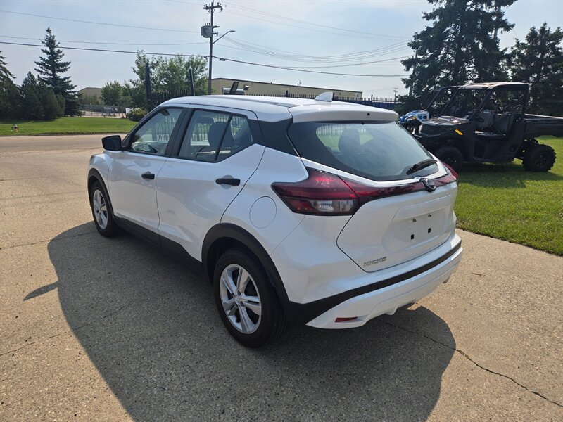 2022 Nissan Kicks S - Photo 5 - Edmonton, AB T6E 6B3