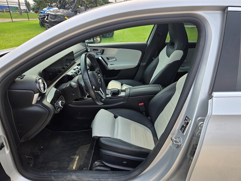 2019 Mercedes-Benz A 250 4MATIC - Photo 9 - Edmonton, AB T6E 6B3