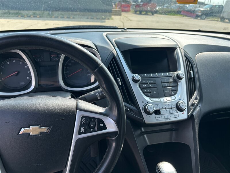 2012 Chevrolet Equinox LT - Photo 8 - Edmonton, AB T6E 6B3