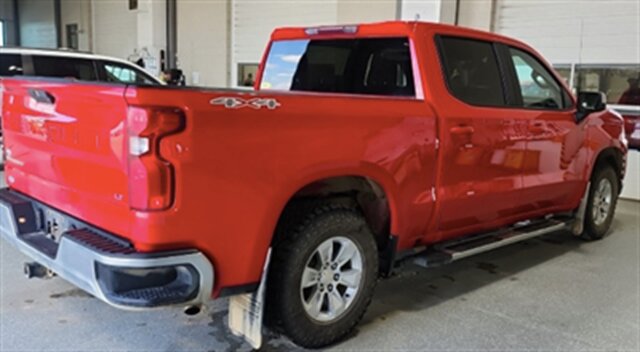 2019 Chevrolet Silverado 1500 LT - Photo 3 - Edmonton, AB T6E 6B3
