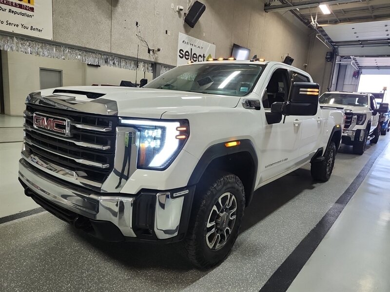 2024 GMC Sierra 2500HD SLE - Photo 5 - Edmonton, AB T6E 6B3