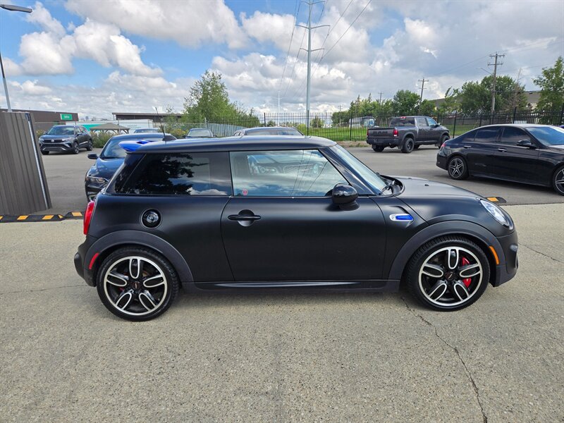2016 MINI Hardtop 2 Door John Cooper Works - Photo 2 - Edmonton, AB T6E 6B3