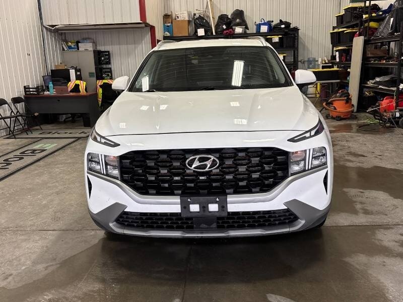 2021 Hyundai SANTA FE Essential   - Photo 8 - Edmonton, AB T6E 6B3