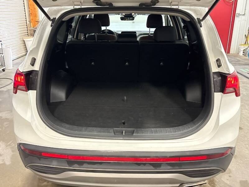 2021 Hyundai SANTA FE Essential   - Photo 14 - Edmonton, AB T6E 6B3