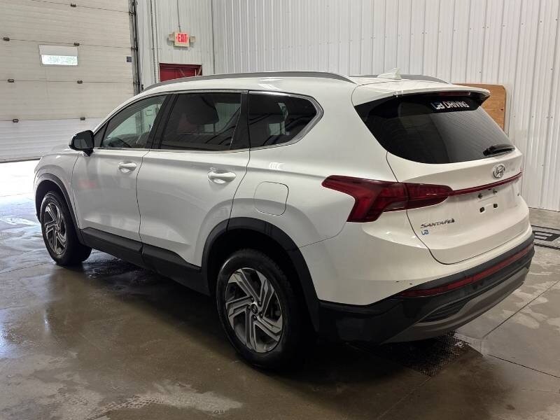 2021 Hyundai SANTA FE Essential   - Photo 5 - Edmonton, AB T6E 6B3