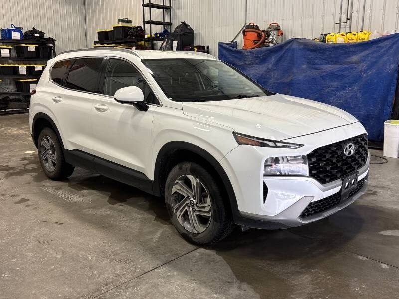 2021 Hyundai SANTA FE Essential   - Photo 1 - Edmonton, AB T6E 6B3