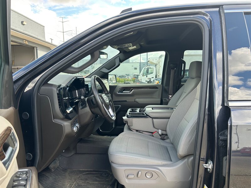 2024 GMC Sierra 1500 SLE - Photo 8 - Edmonton, AB T6E 6B3