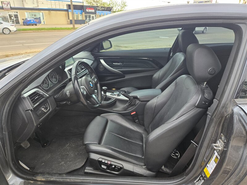 2014 BMW 4 Series 435i - Photo 9 - Edmonton, AB T6E 6B3