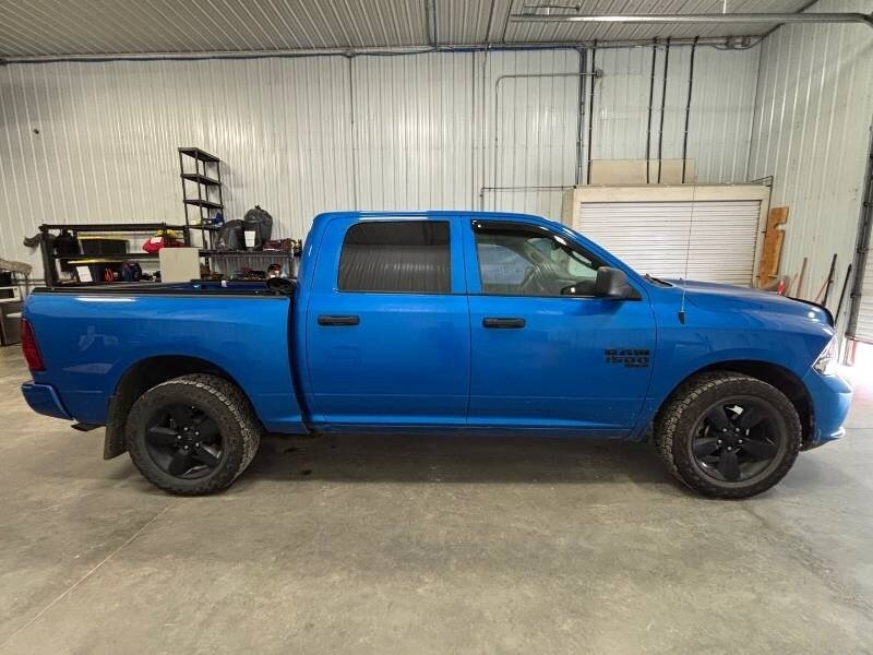 2021 RAM 1500 Classic Express - Photo 2 - Edmonton, AB T6E 6B3