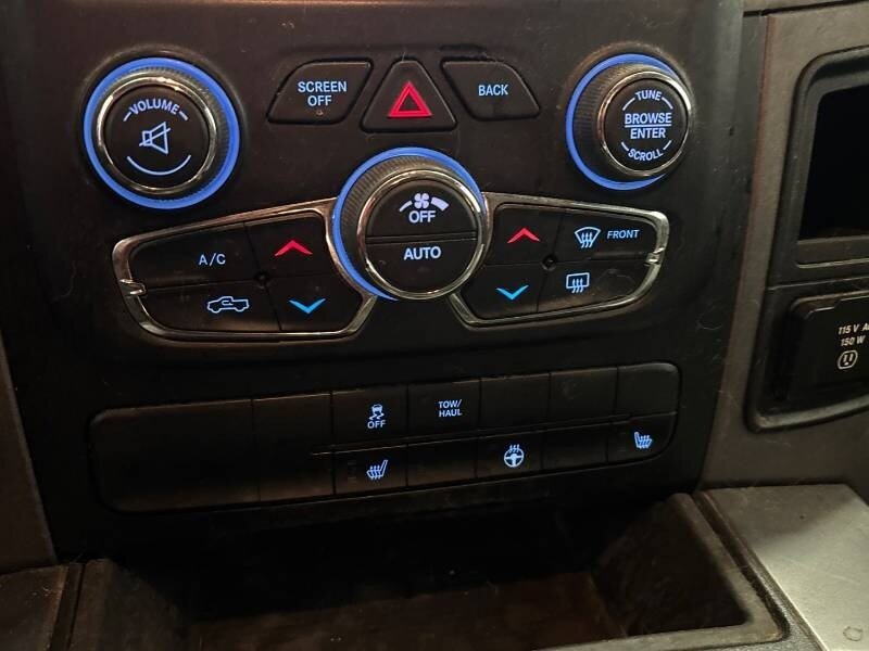 2021 RAM 1500 Classic Express - Photo 14 - Edmonton, AB T6E 6B3