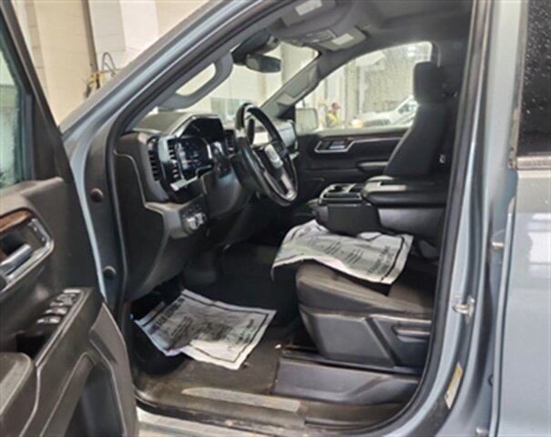 2023 GMC Sierra 1500 SLE - Photo 8 - Edmonton, AB T6E 6B3