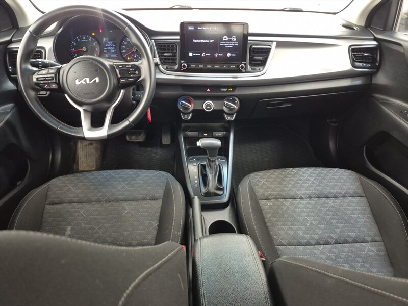 2022 Kia Rio 5-Door LX+ - Photo 7 - Edmonton, AB T6E 6B3