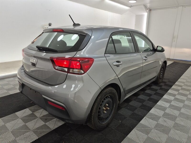 2022 Kia Rio 5-Door LX+ - Photo 2 - Edmonton, AB T6E 6B3