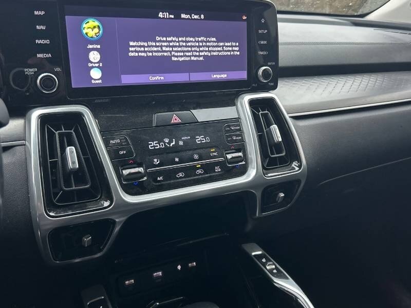 2021 Kia Sorento SX - Photo 10 - Edmonton, AB T6E 6B3