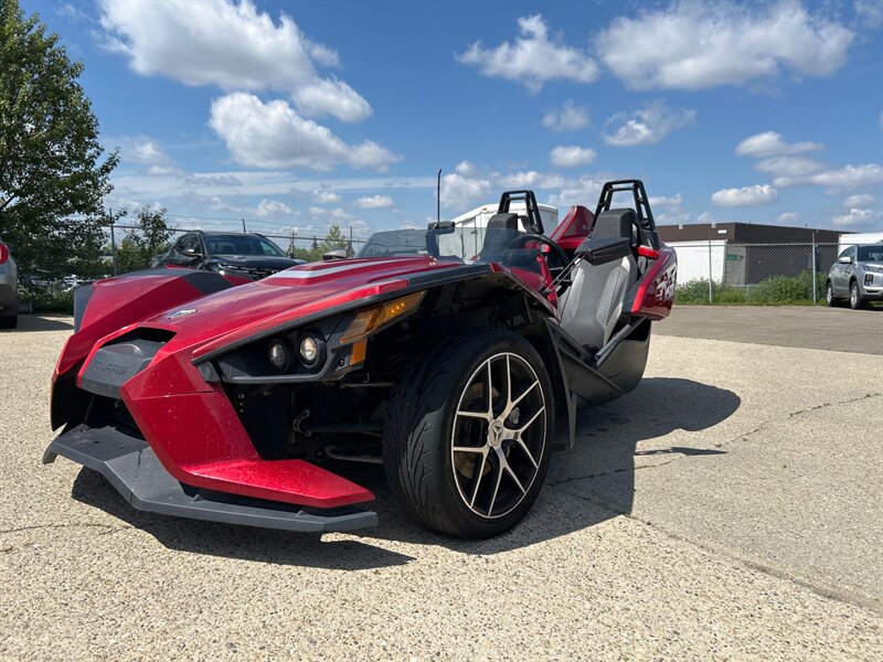 2018 Polaris SLINGSHOT SL - Photo 3 - Edmonton, AB T6E 6B3