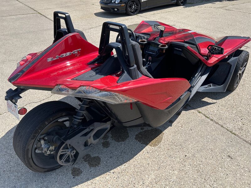 2018 Polaris SLINGSHOT SL - Photo 6 - Edmonton, AB T6E 6B3