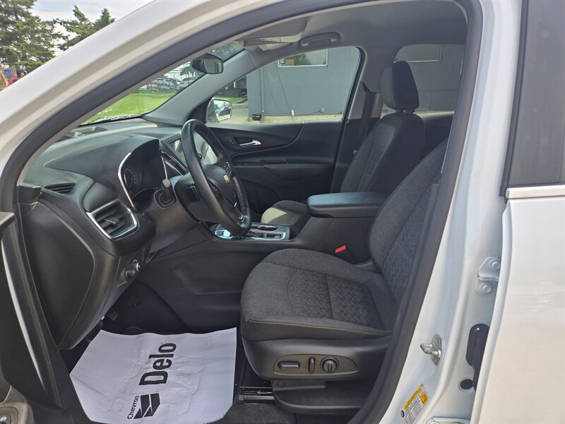 2024 Chevrolet Equinox LT - Photo 9 - Edmonton, AB T6E 6B3