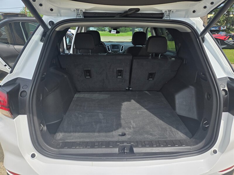 2024 Chevrolet Equinox LT - Photo 14 - Edmonton, AB T6E 6B3