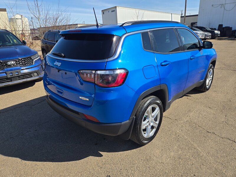 2023 Jeep Compass North - Photo 3 - Edmonton, AB T6E 6B3