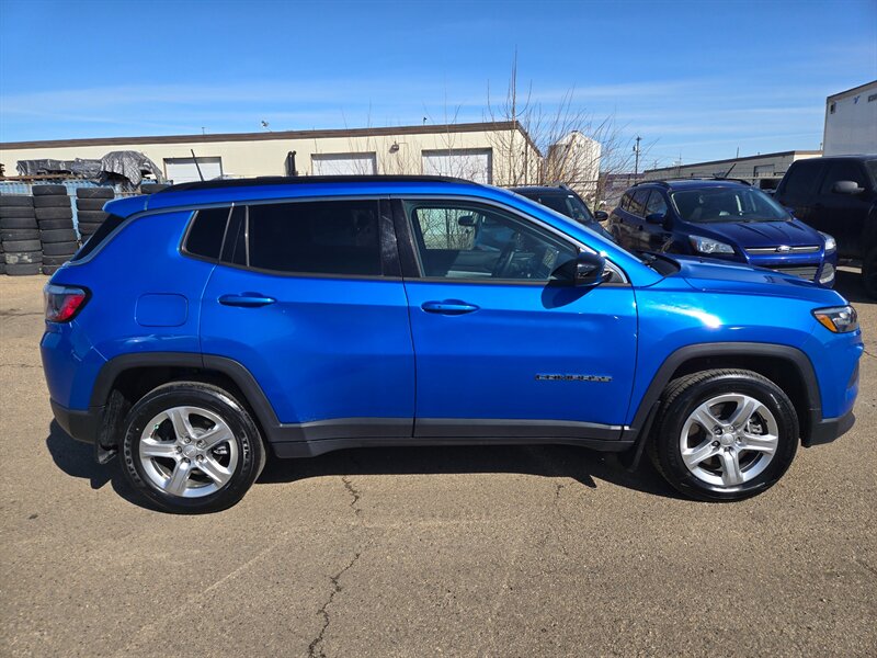 2023 Jeep Compass North - Photo 2 - Edmonton, AB T6E 6B3