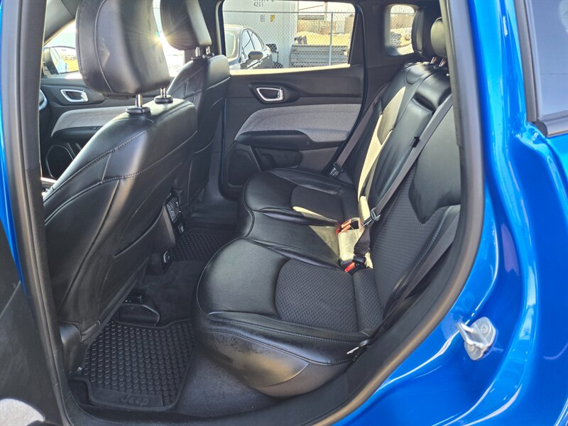 2023 Jeep Compass North - Photo 10 - Edmonton, AB T6E 6B3