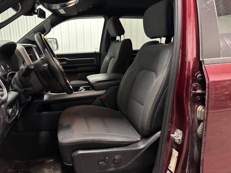 2022 RAM 1500 Big Horn - Photo 9 - Edmonton, AB T6E 6B3