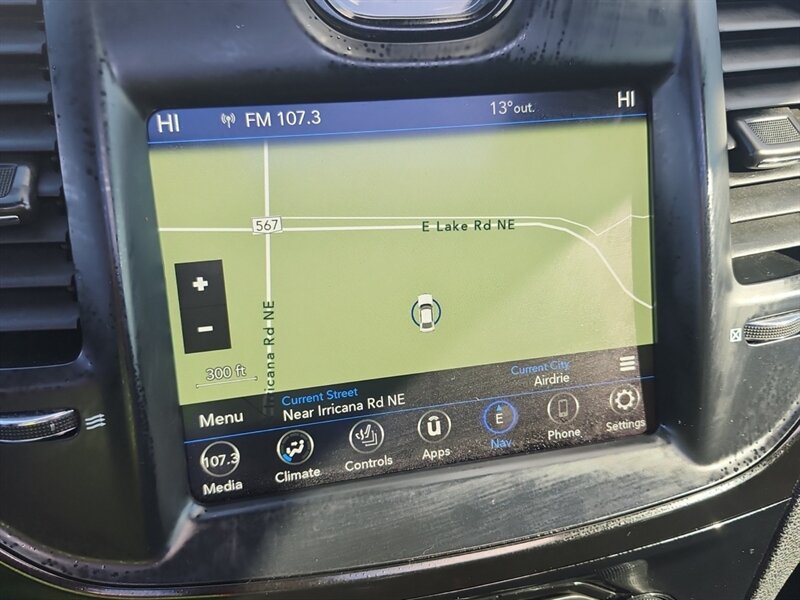 2022 Chrysler 300 S V6 - Photo 8 - Edmonton, AB T6E 6B3
