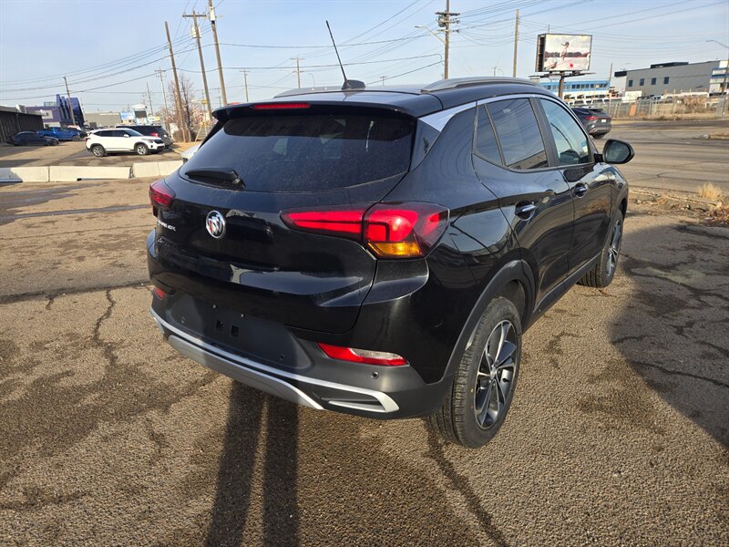 2021 Buick Encore GX Select - Photo 3 - Edmonton, AB T6E 6B3
