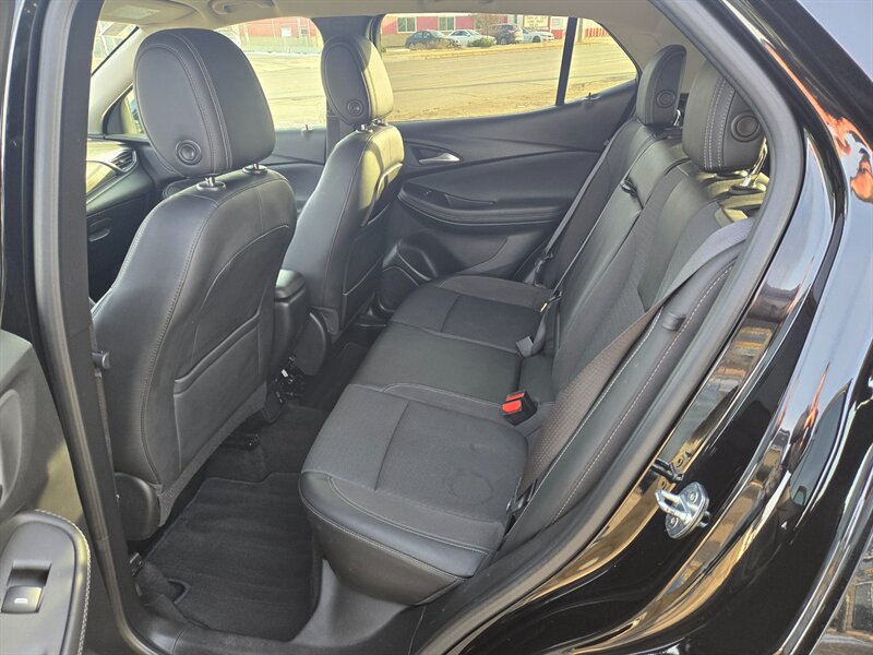 2021 Buick Encore GX Select - Photo 10 - Edmonton, AB T6E 6B3