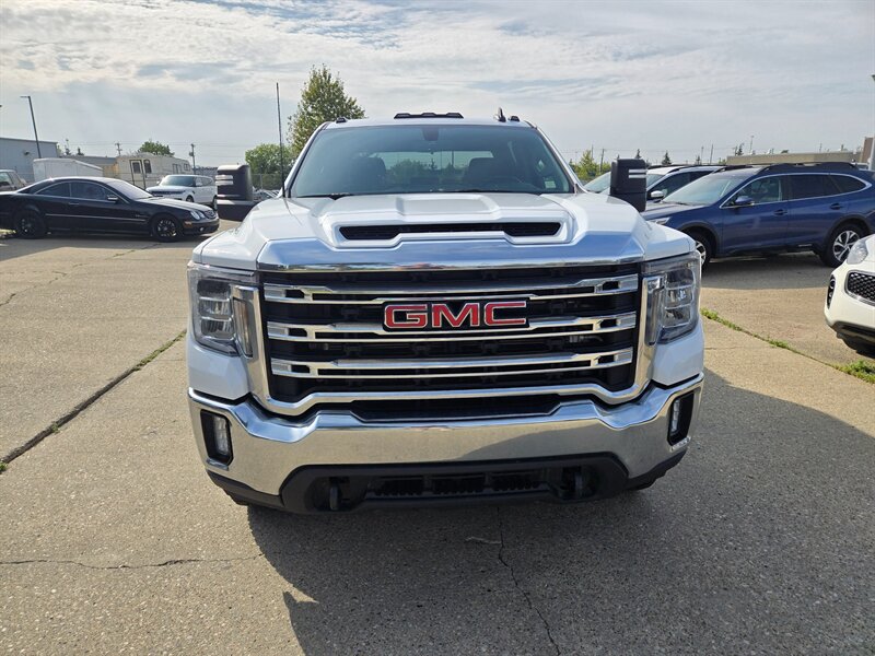 2023 GMC Sierra 3500HD SLE - Photo 7 - Edmonton, AB T6E 6B3