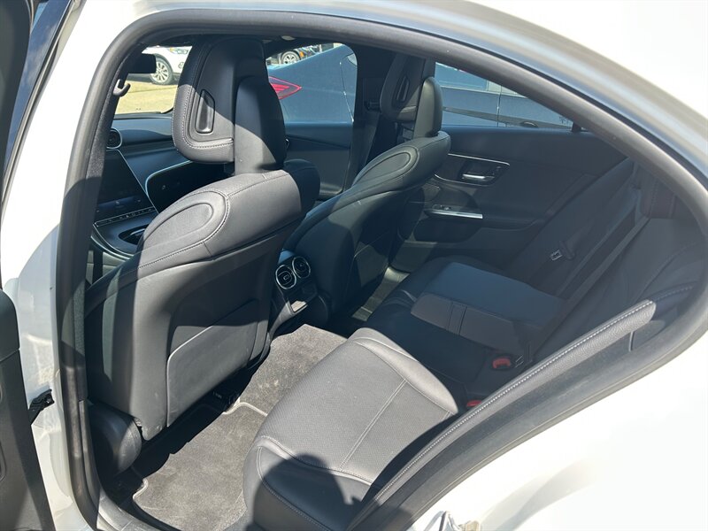 2024 Mercedes-Benz C 300 4MATIC - Photo 8 - Edmonton, AB T6E 6B3