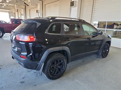 2021 Jeep Cherokee Trailhawk Elite   - Photo 2 - Edmonton, AB T6E 6B3