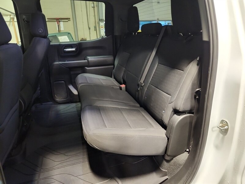 2022 Chevrolet Silverado 1500 Custom - Photo 8 - Edmonton, AB T6E 6B3