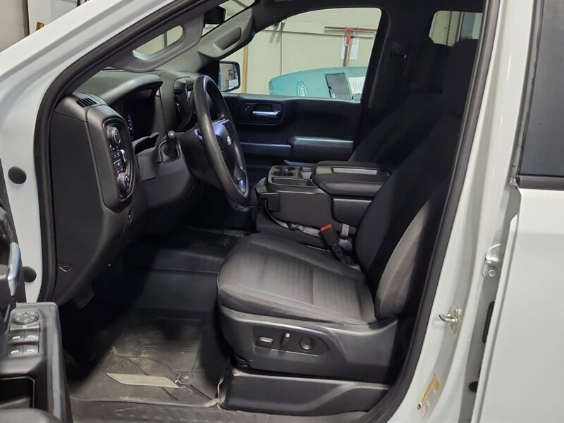 2022 Chevrolet Silverado 1500 Custom - Photo 7 - Edmonton, AB T6E 6B3