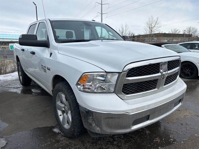 2023 RAM 1500 Classic SLT   - Photo 1 - Edmonton, AB T6E 6B3