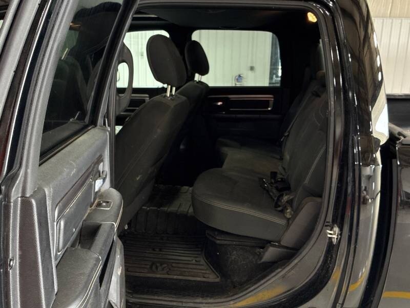 2021 RAM 1500 Classic Warlock - Photo 10 - Edmonton, AB T6E 6B3