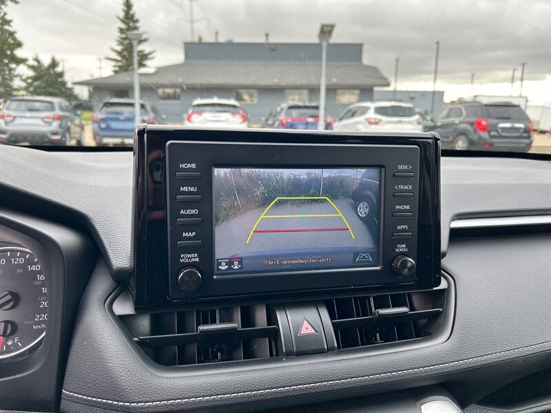 2021 Toyota RAV4 XLE - Photo 11 - Edmonton, AB T6E 6B3