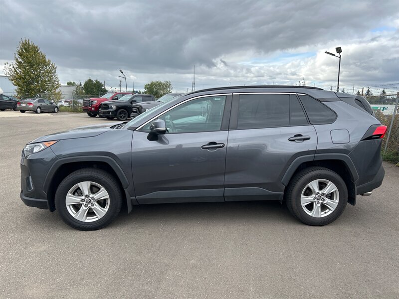 2021 Toyota RAV4 XLE - Photo 4 - Edmonton, AB T6E 6B3